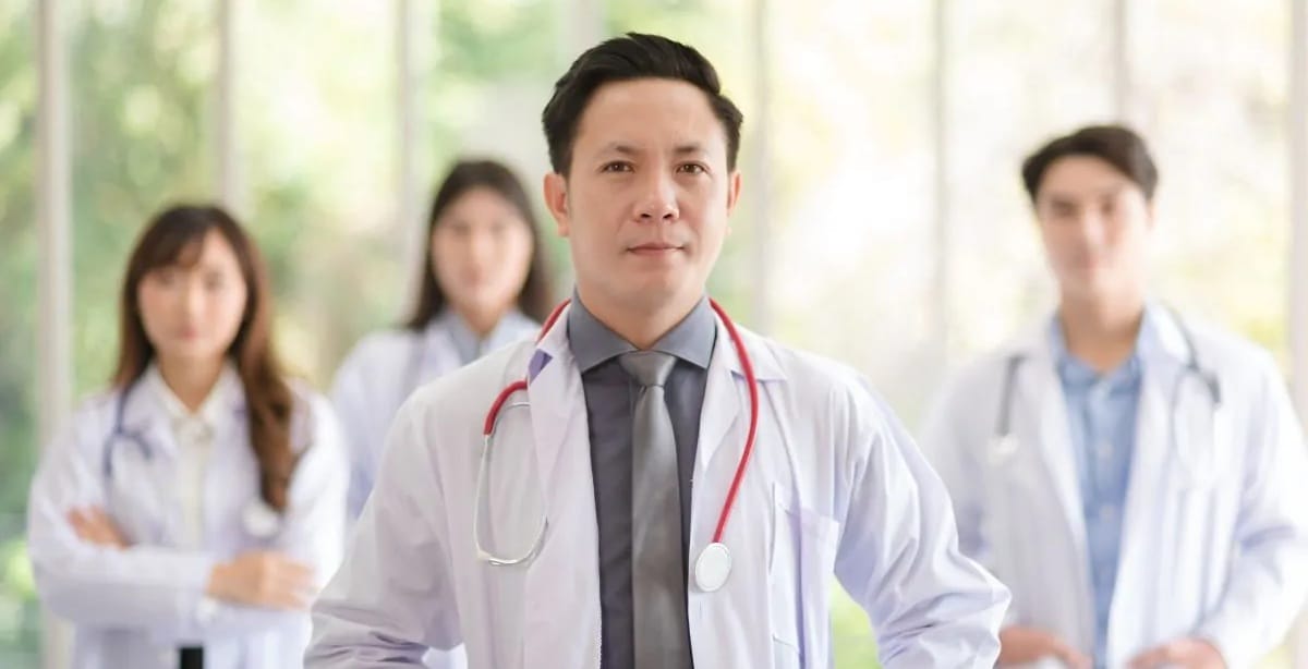 Nen Hoc Bac Si Chuyen Khoa Gi